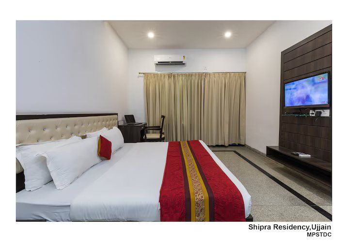 MPT Shipra Residency, Ujjain Deluxe Room