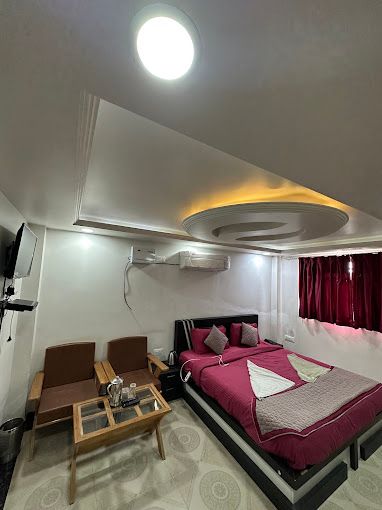 Deluxe Room with AC (Hot + Cold)