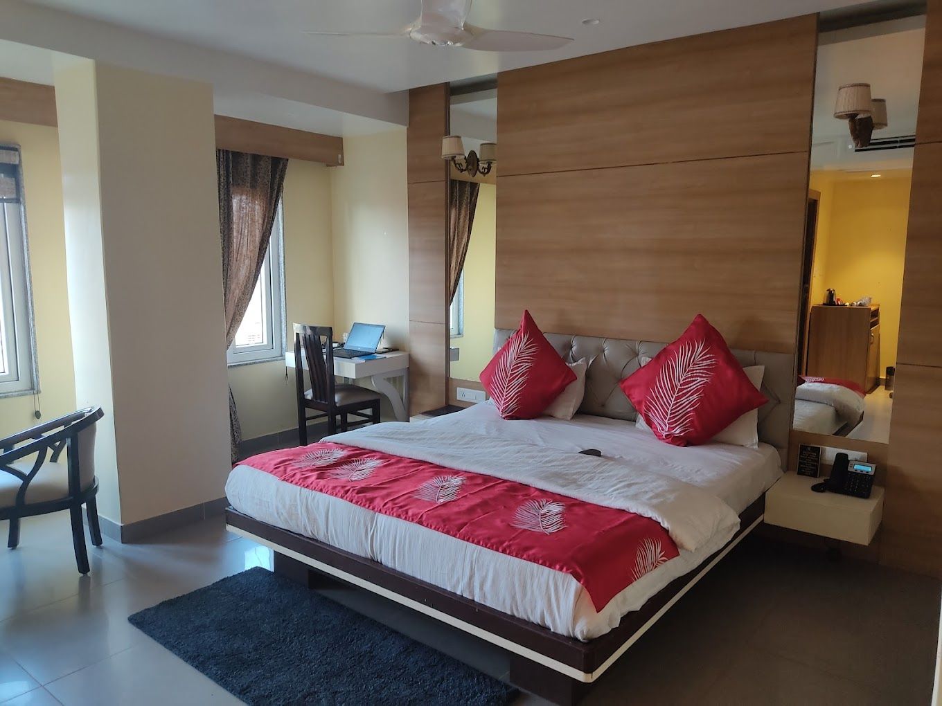 Sagarika Regency Luxury room
