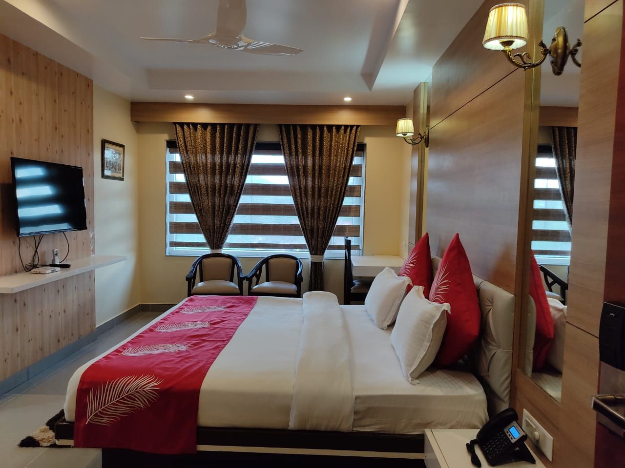 Sagarika Regency Luxury room 3