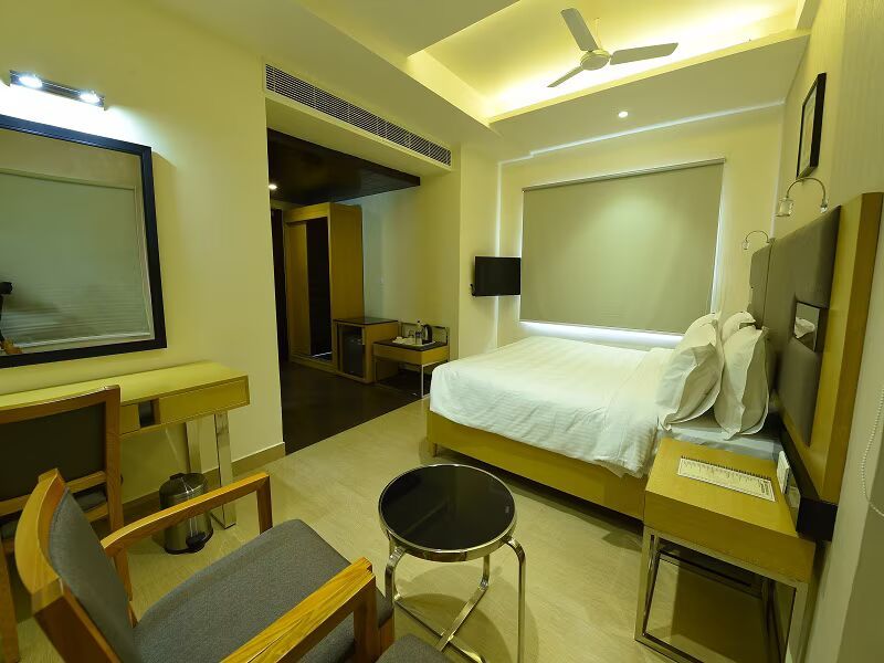 MAYAS KEM PRIDE Deluxe Room Spl