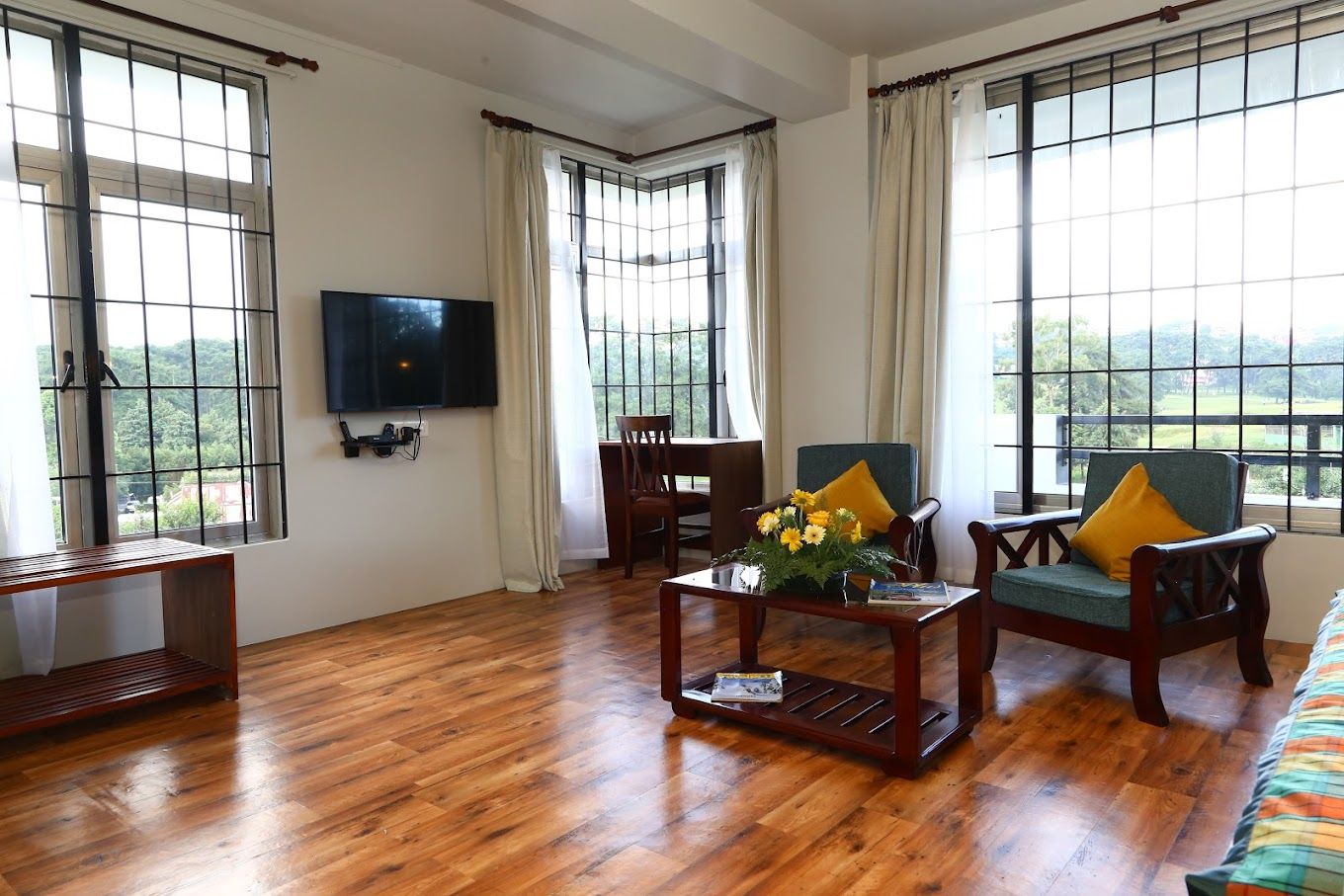 Deluxe room ( Non-Ac)