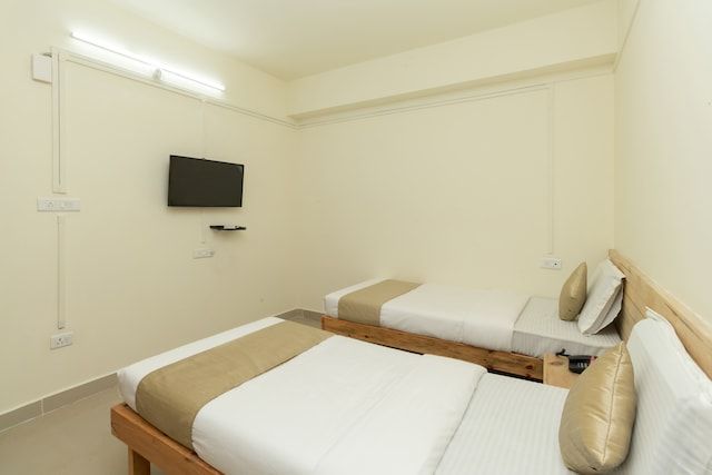 Twin Deluxe room