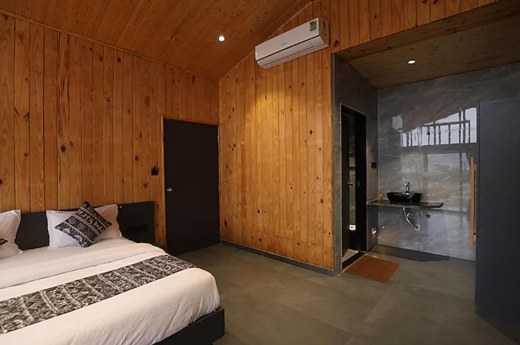 Shreephal Luxurious Resort Luxury Wooden Cottage 3