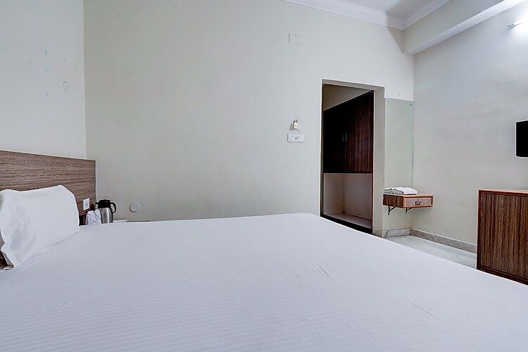 Hotel Ganga Residency Economy Room 7