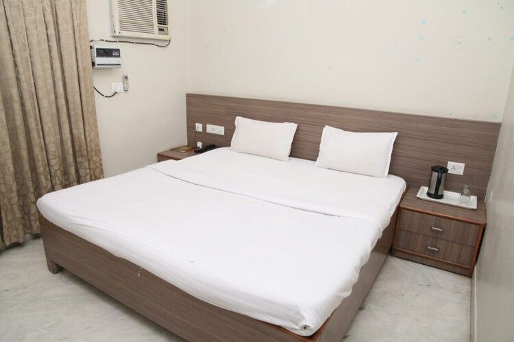 Hotel Ganga Residency Economy Room 3