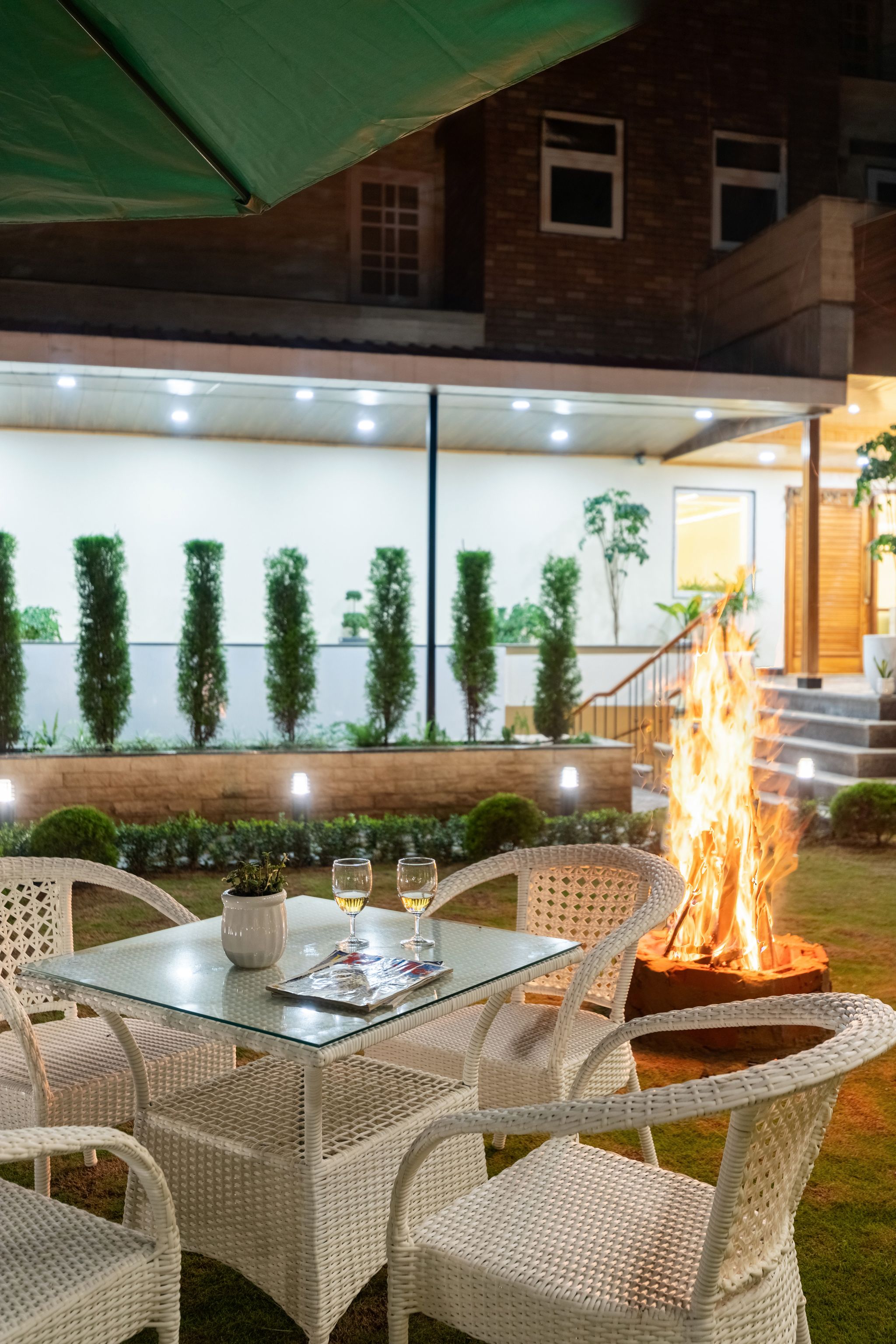 Alaya Stays 3BHK with Garden -Evaara Woods Ridge
