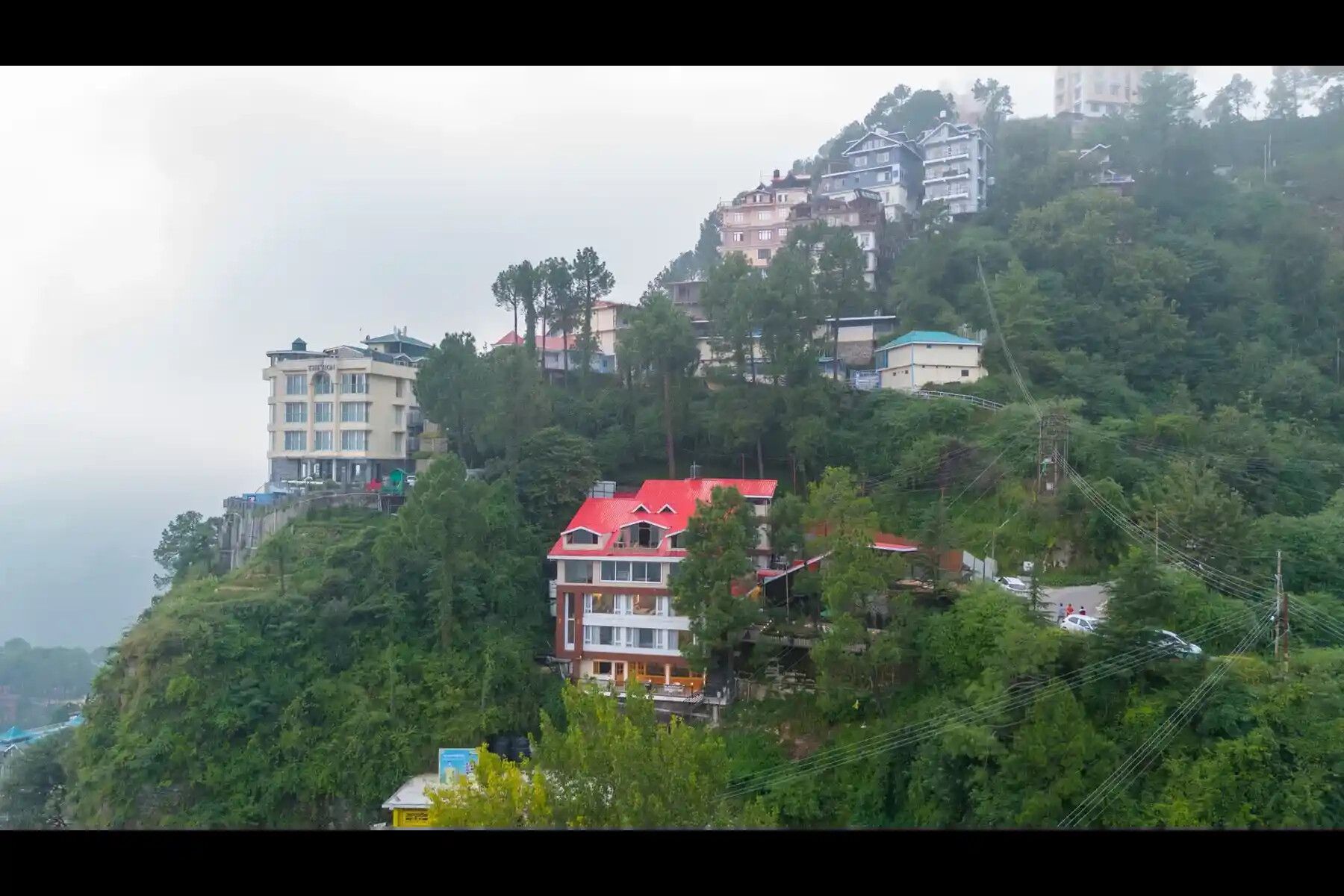 Alaya Stays 3 BHK With Garden | Evaara Woods Breeze