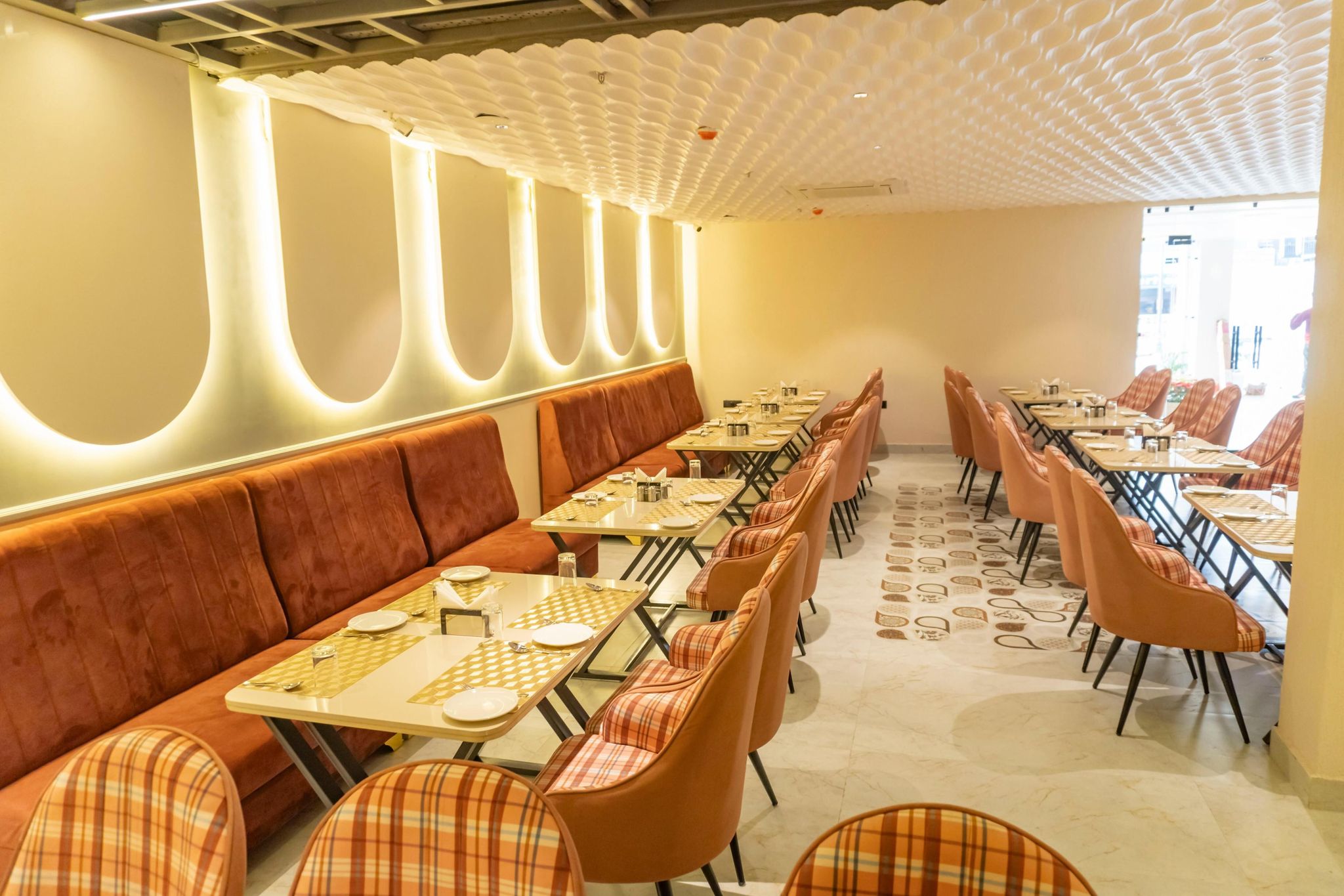 Food & Dining