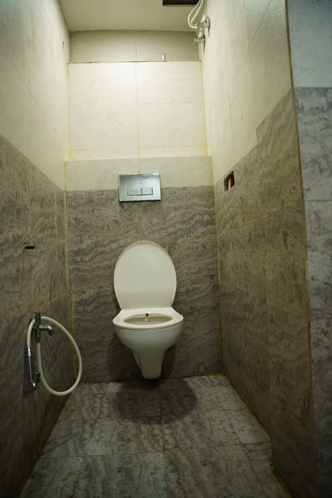 Hotel Luxury Stay Inn Deluxe Room Ac 23
