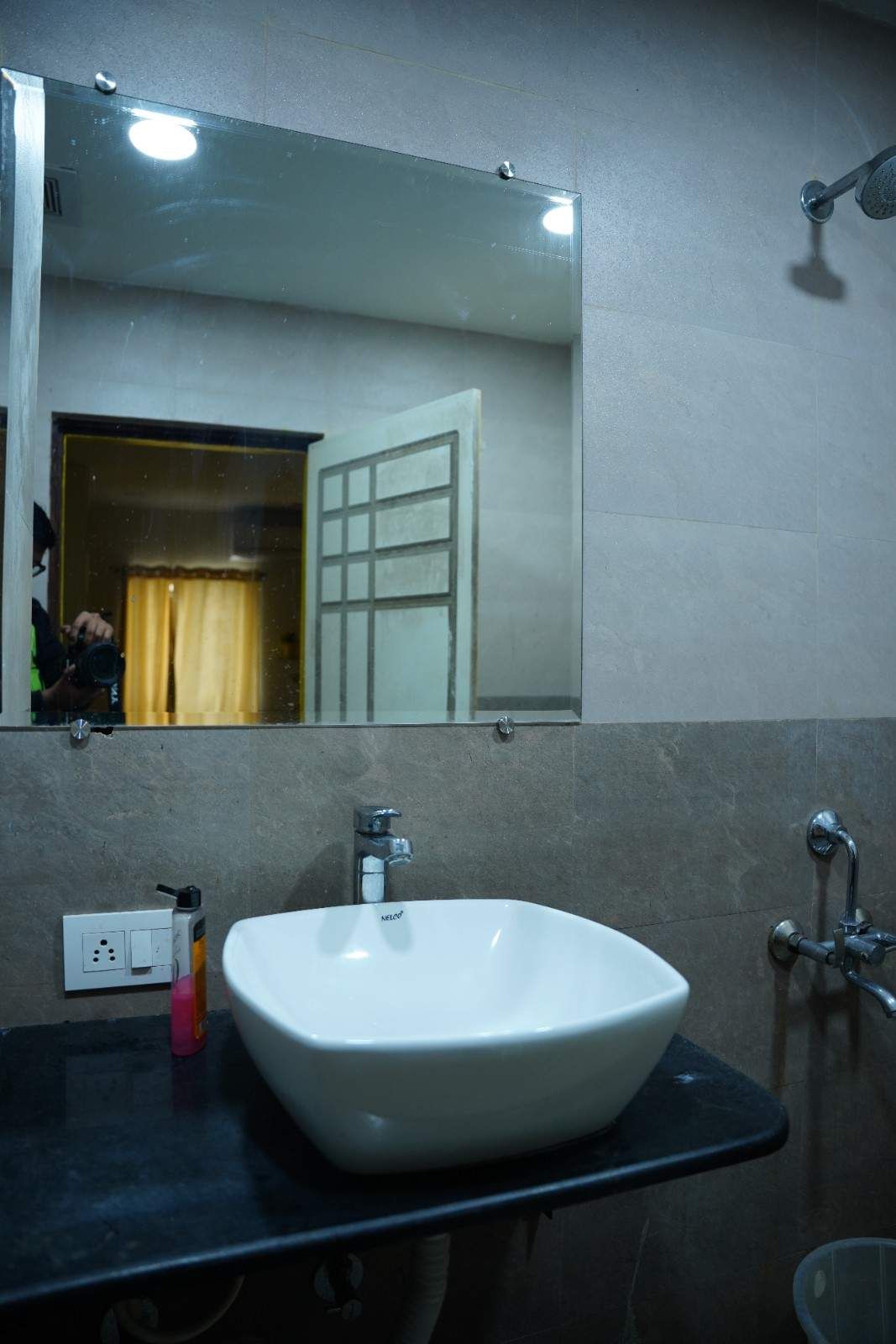 Hotel Luxury Stay Inn Deluxe Room Ac 29