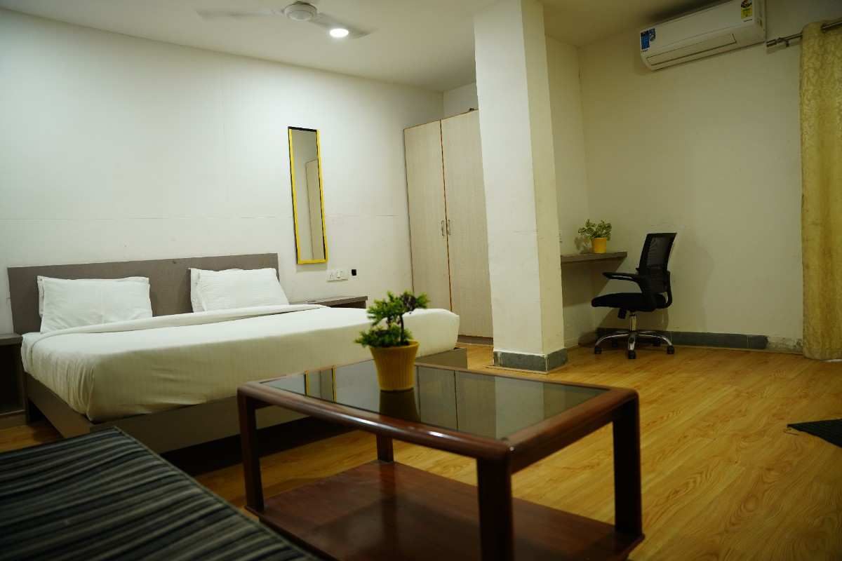 Hotel Luxury Stay Inn Deluxe Room Ac 30