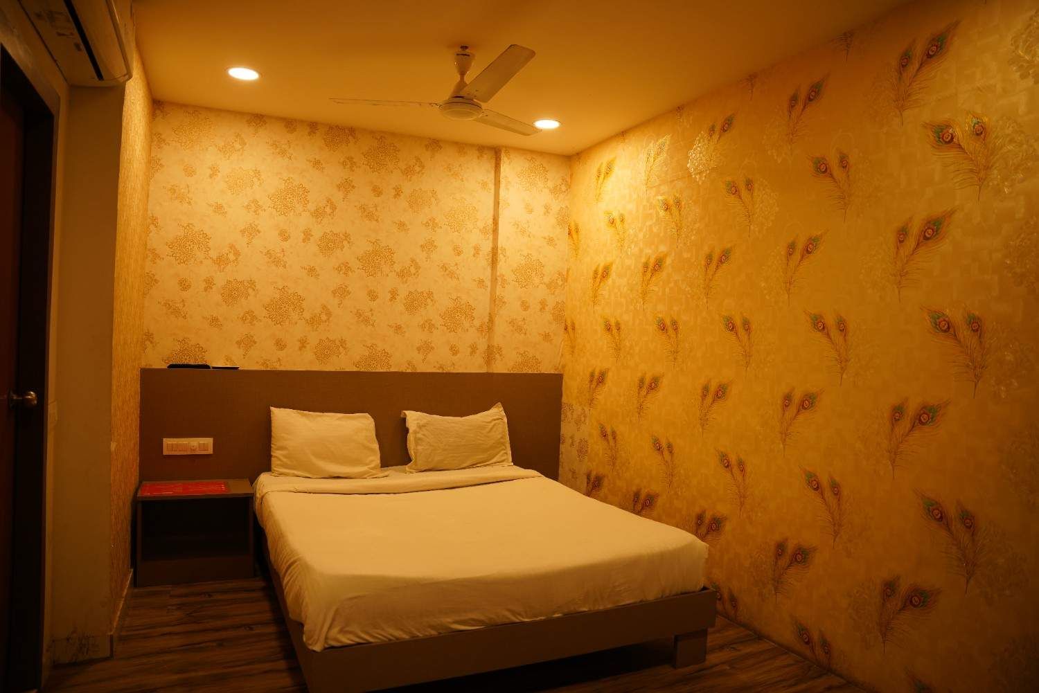Deluxe Room Ac