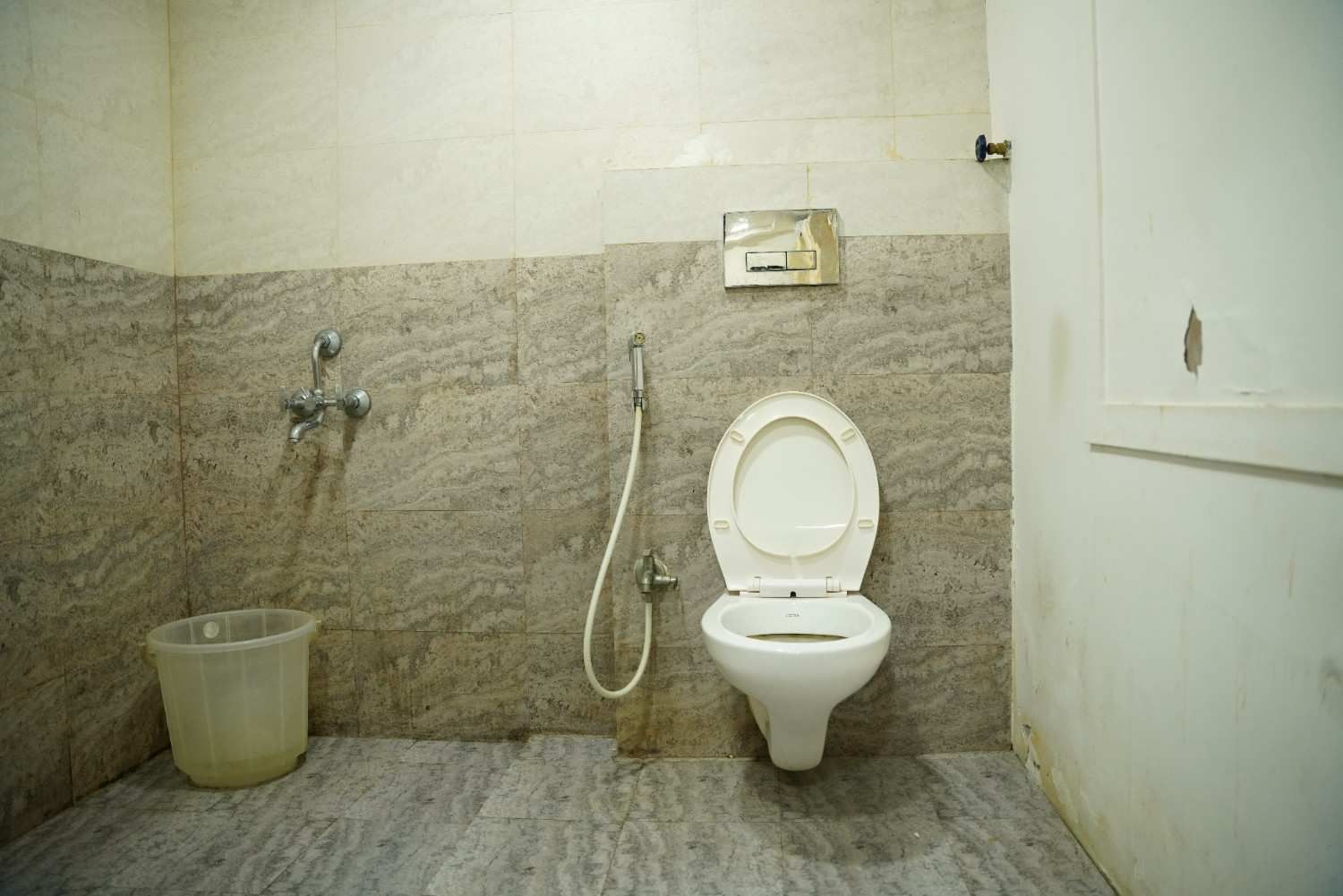 Hotel Luxury Stay Inn Deluxe Room Ac 26