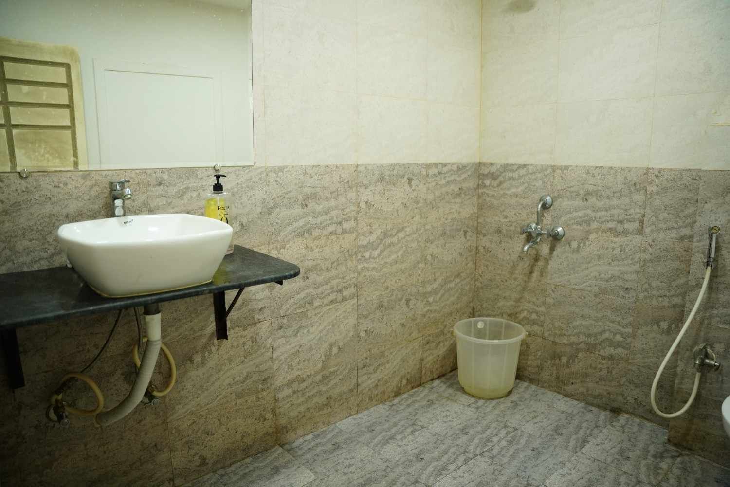 Hotel Luxury Stay Inn Deluxe Room Ac 21