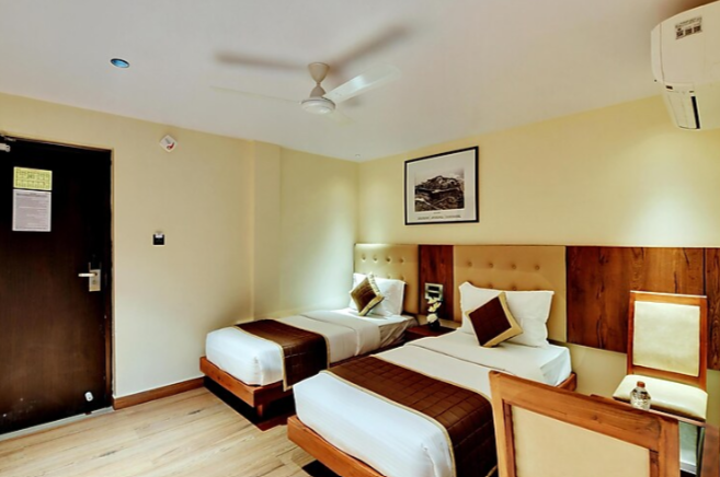 Twin Room with Balcony