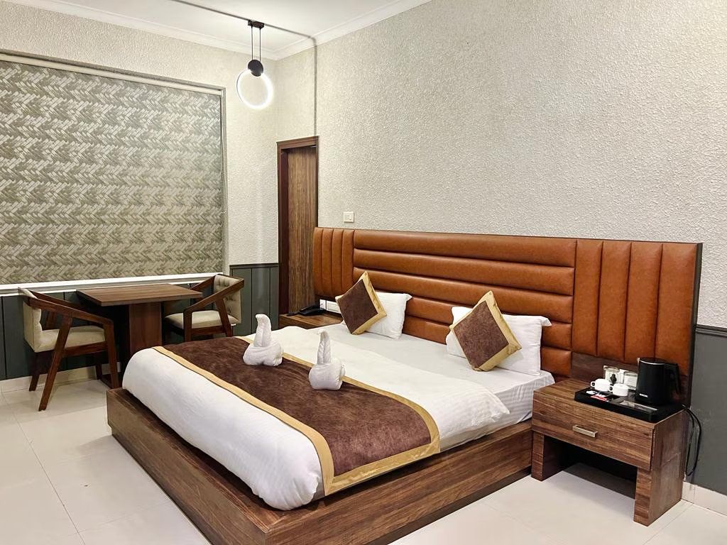 Deluxe Rooms (King Size)