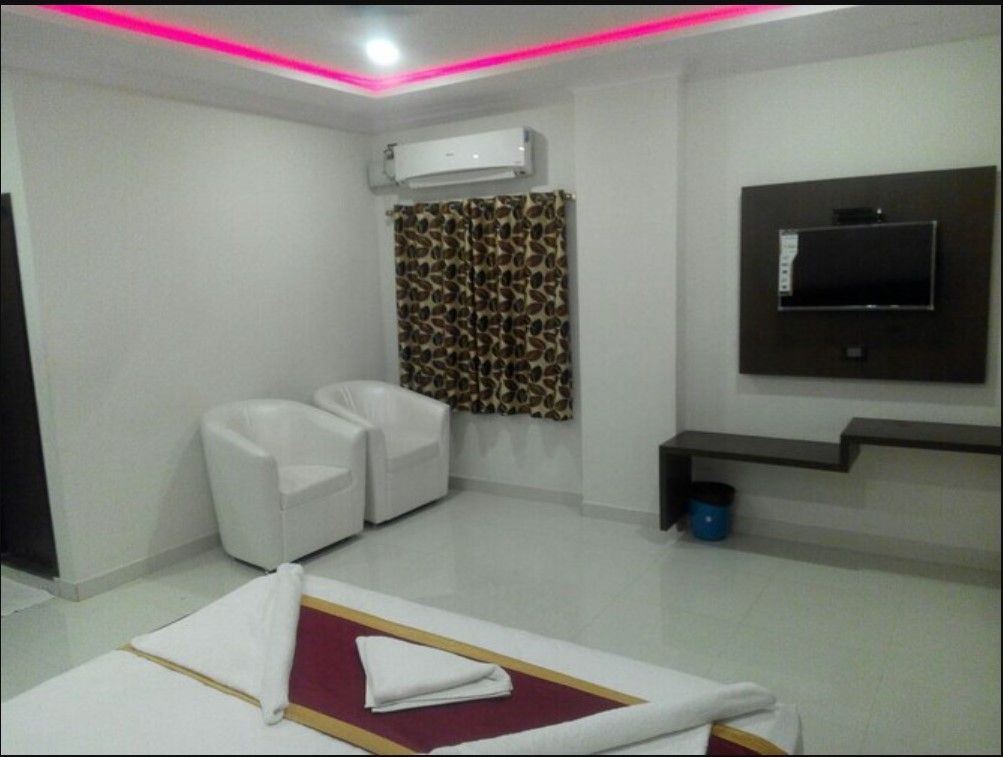 The Grand Kubera Deluxe Non AC 5