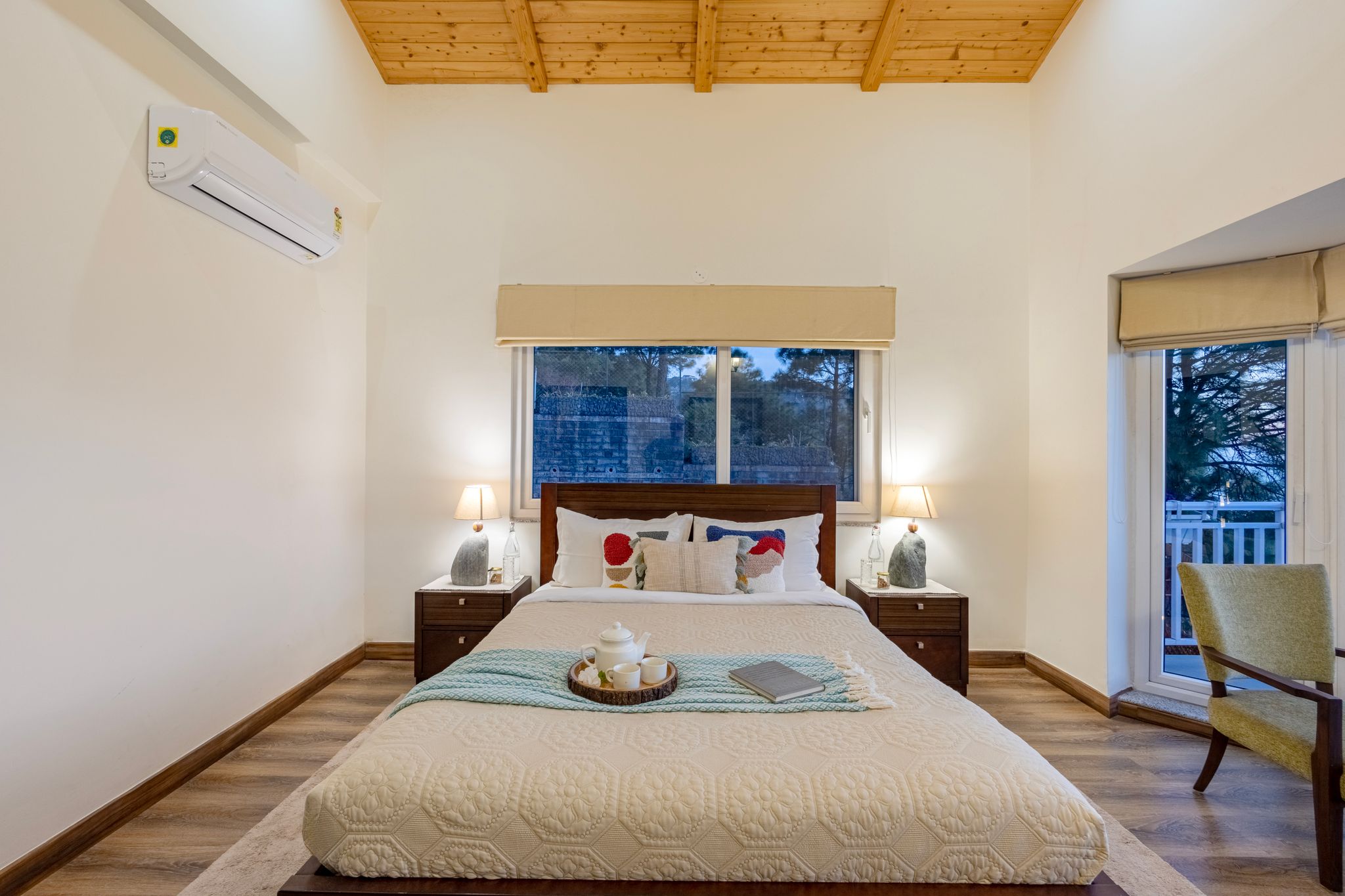 ELIVAAS CliffSide - 3BHK Plus Attic Villa with Scenic Views 3 BHK 2