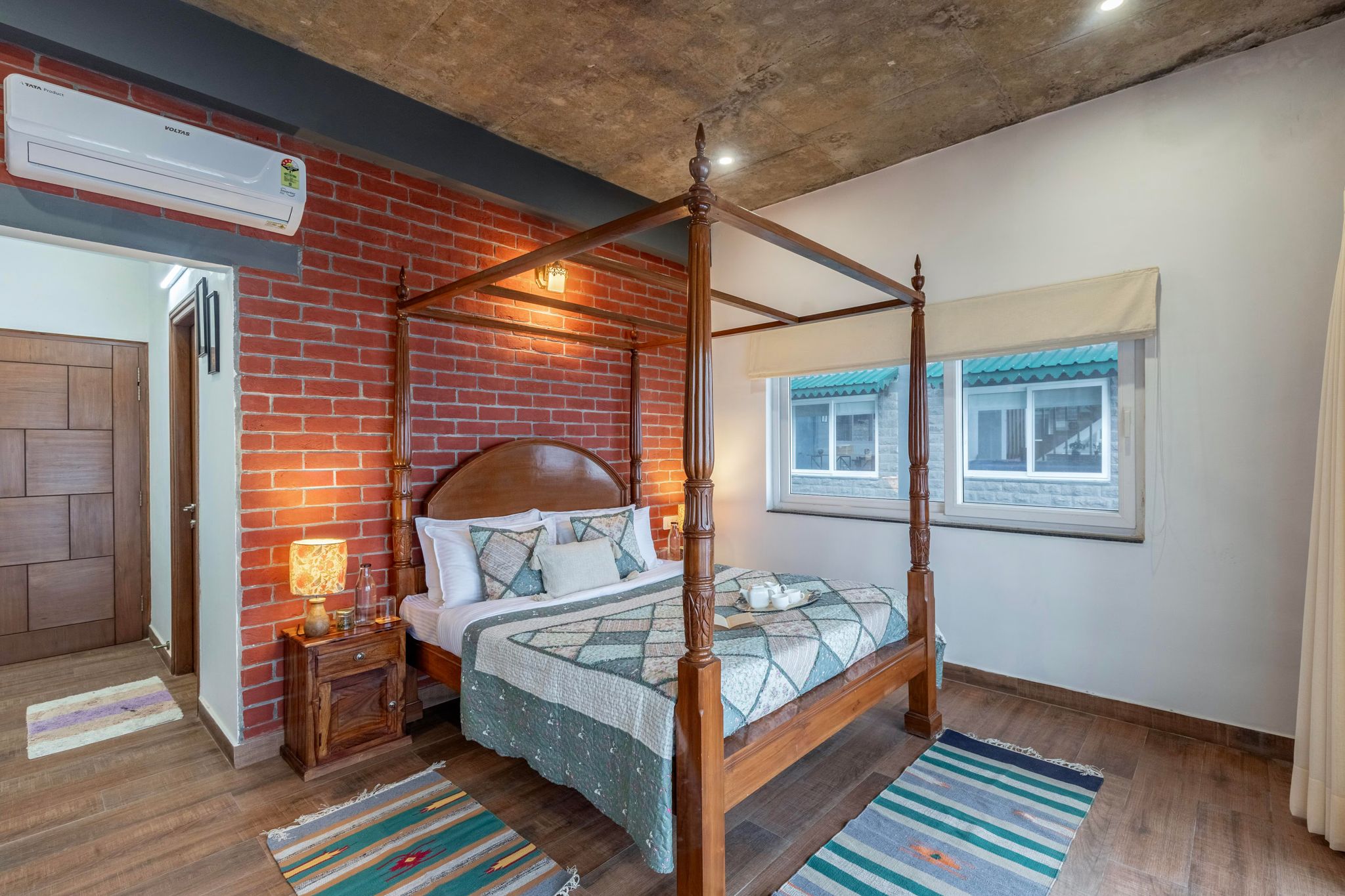 ELIVAAS Goldencrest - 6 BHK Villa Nestled in the Hillside of Kasauli 6 BHK Villa 11