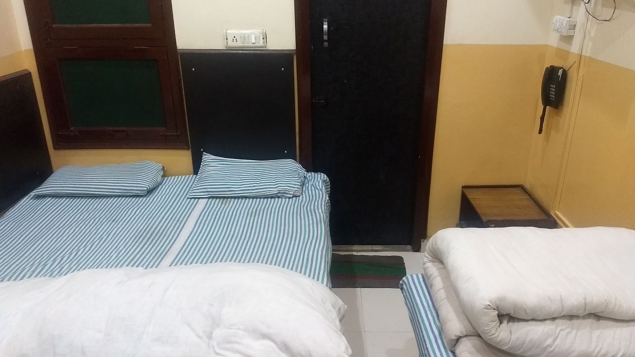 Standard Triple Bed Room