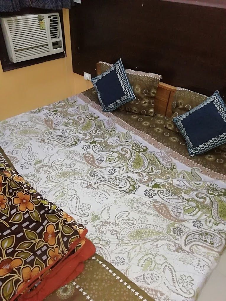 Jagraj Guest House Standard Double Bed AC Room 2