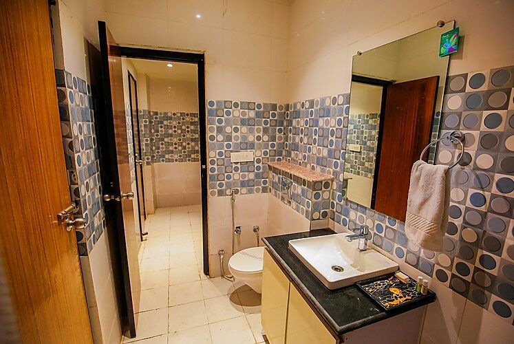 Hotel King's Heritage Suite Room 3