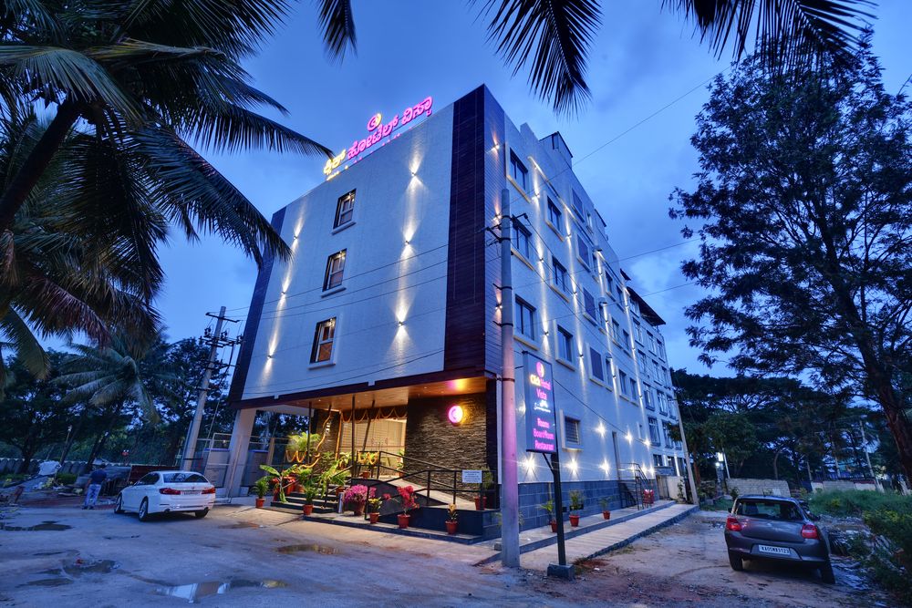 Click Hotel Vista - Kempegowda Airport