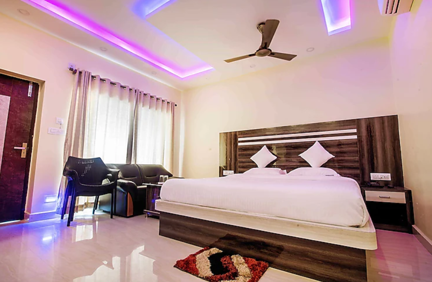 AC Premium Deluxe Room (Building)