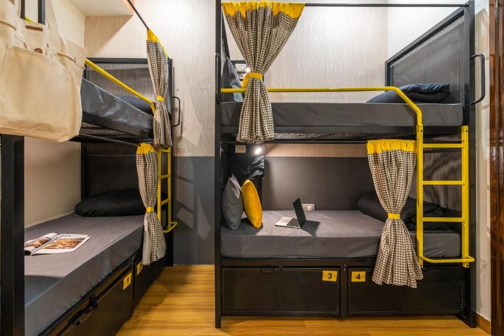 Bed in 6 Bed Mixed Dormitory