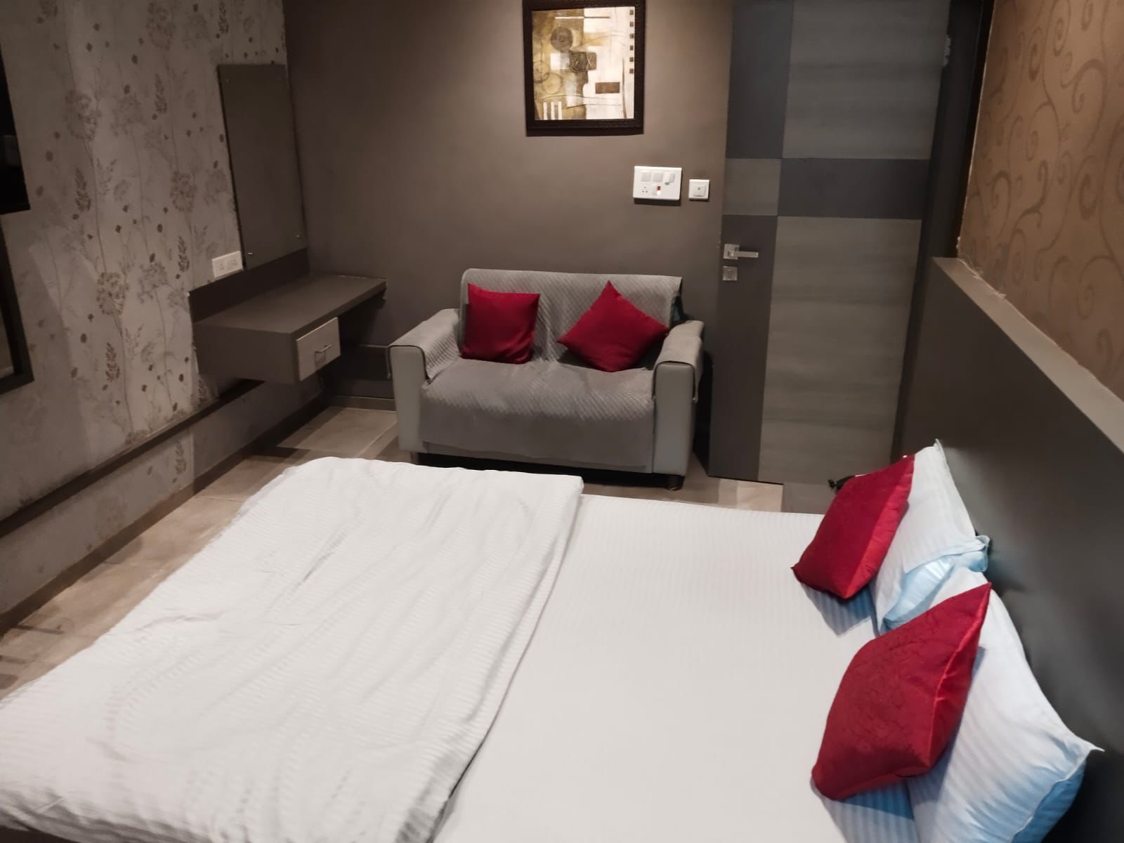 STANZA LUXURIOUS STAY Twin Room 3