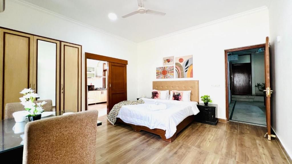 Standard 2 BHK