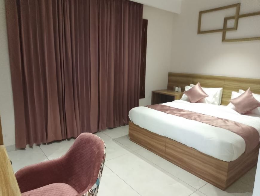 Sikand Vistas Deluxe Room 2