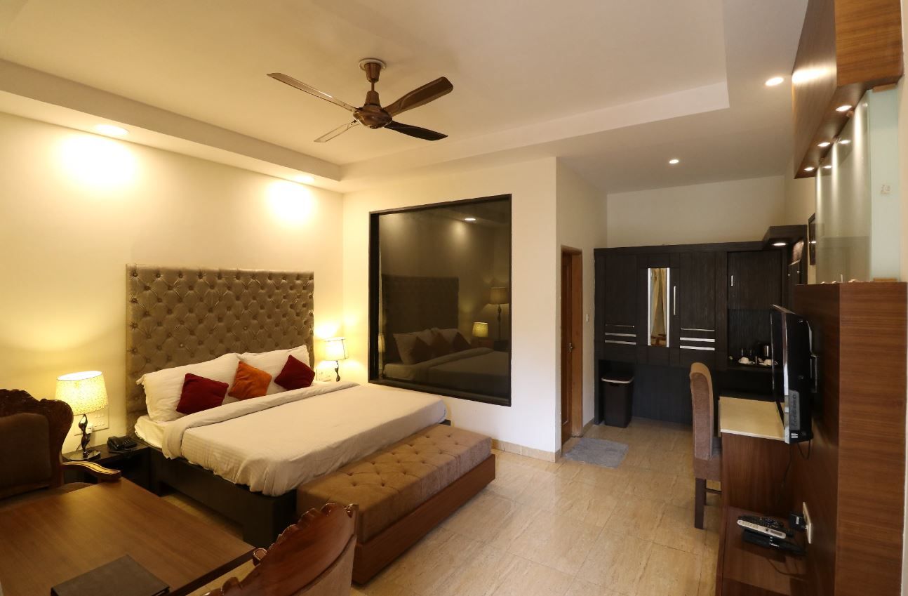 MOHANS COURTYARD Luxury (Garden view) 3