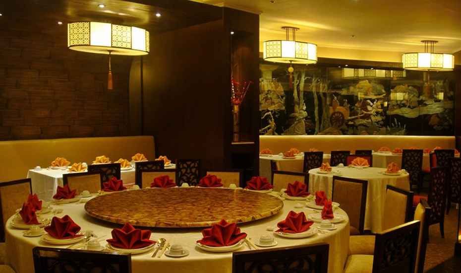 Food & Dining