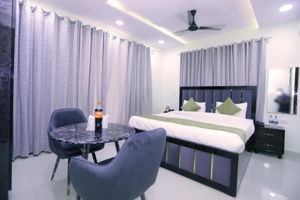 The Royal Villa Deluxe Room 2