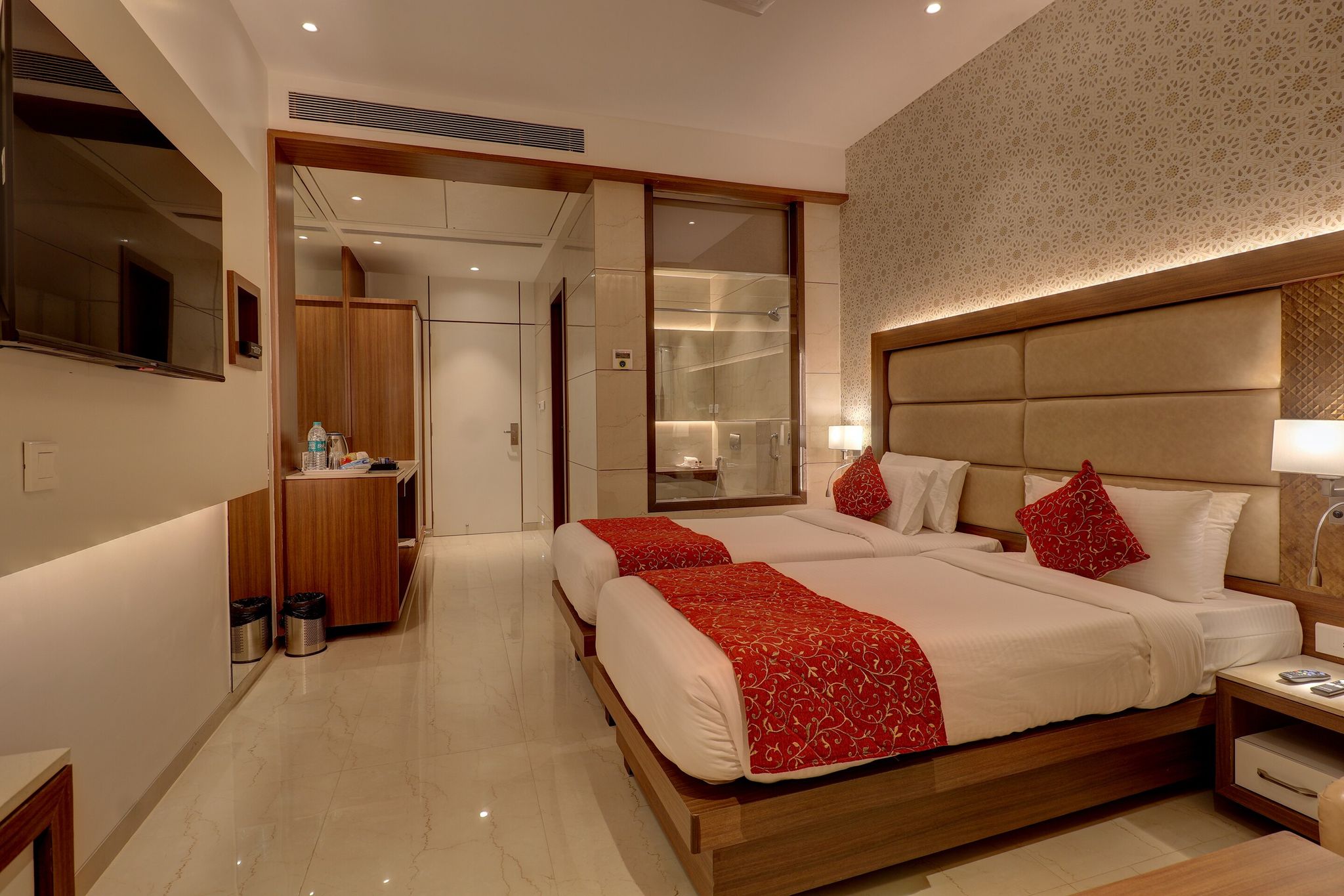 GRAND SUITE ROOM