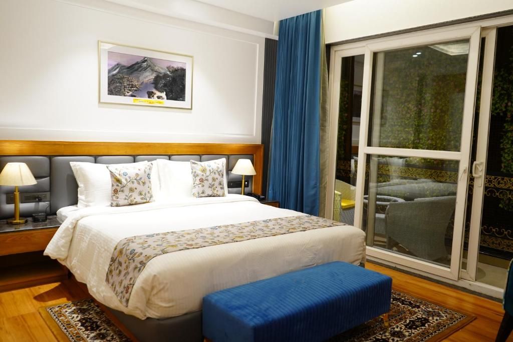 Standard Room with Balcony