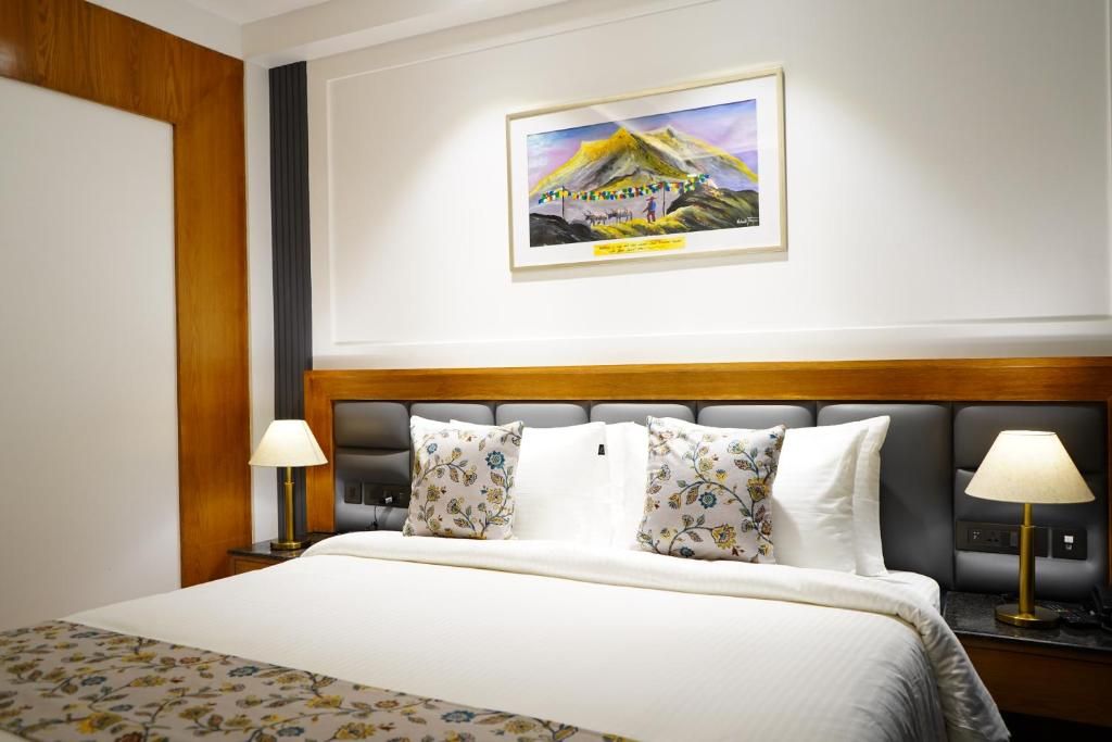 Premium Suite with Balcony