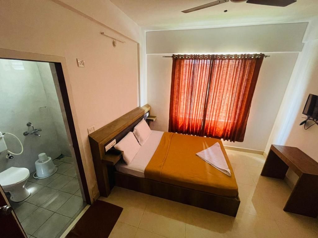 image_4561750_b1585681-e9de-4d4b-b5c3-ea70d915eba9