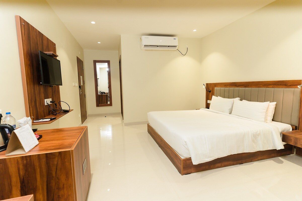 Hotel Hollong Deluxe room 5