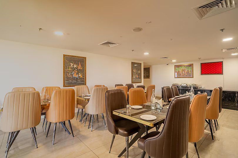 Food & Dining