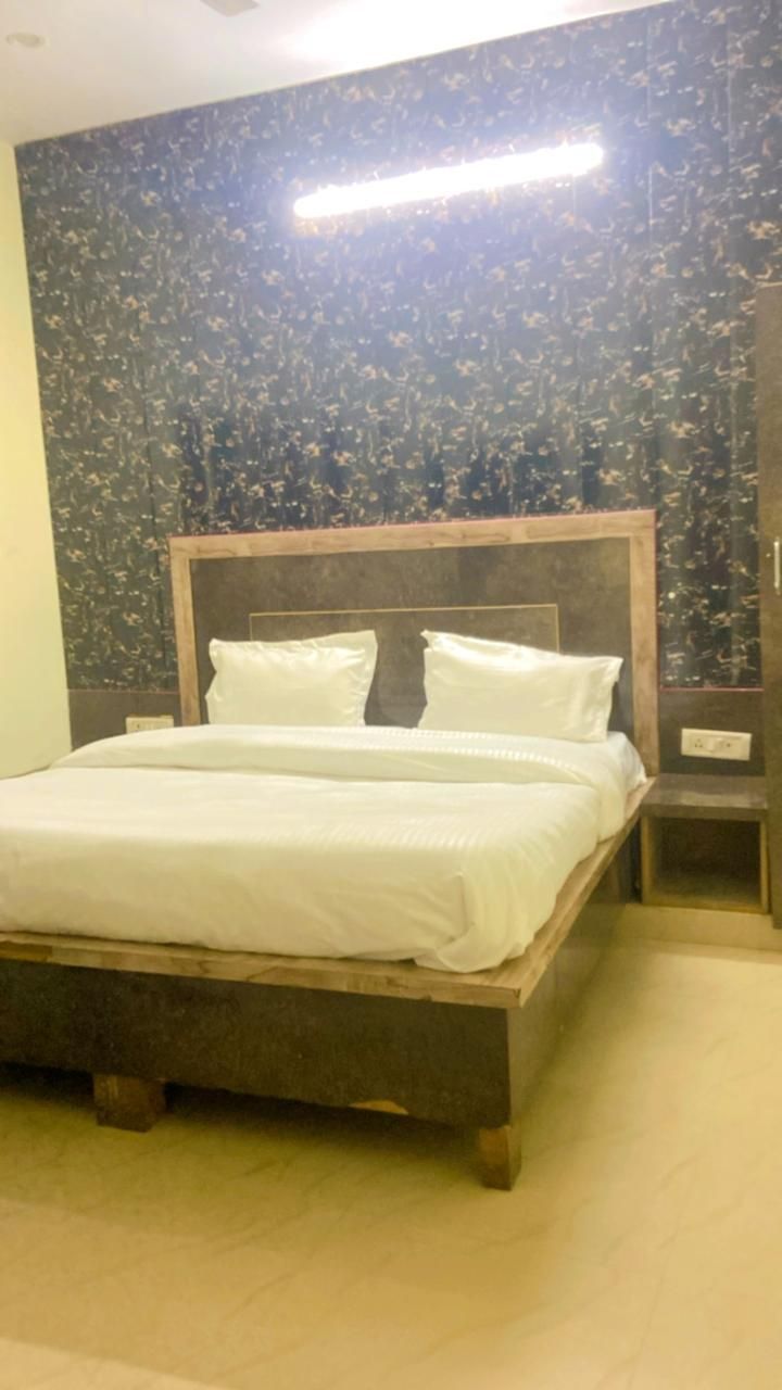 Hotel Raas Ramayana Deluxe Room