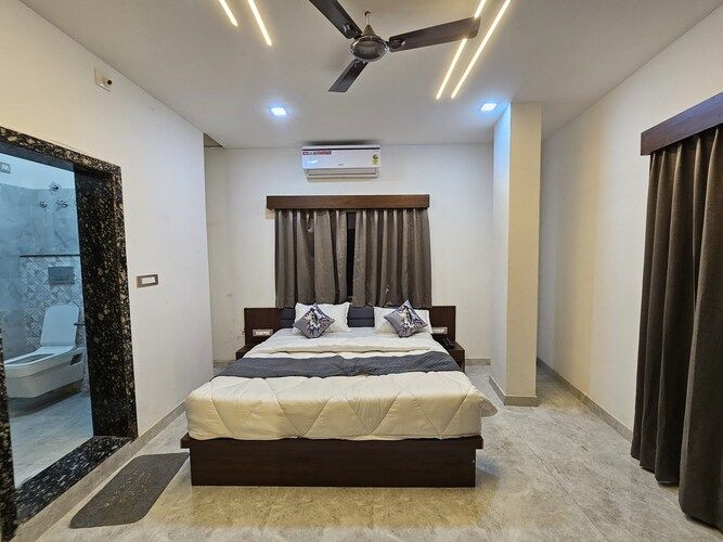 Hotel Simony Palace Deluxe Room