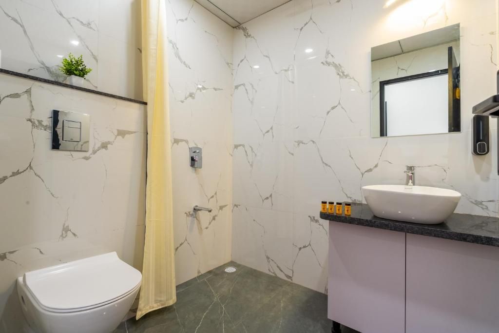 Deluxe Triple Room with City View