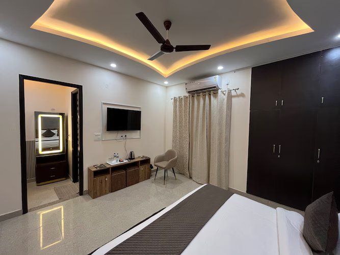 MANGO TREE HOTEL AND SUITES BY BLUES Suite Room