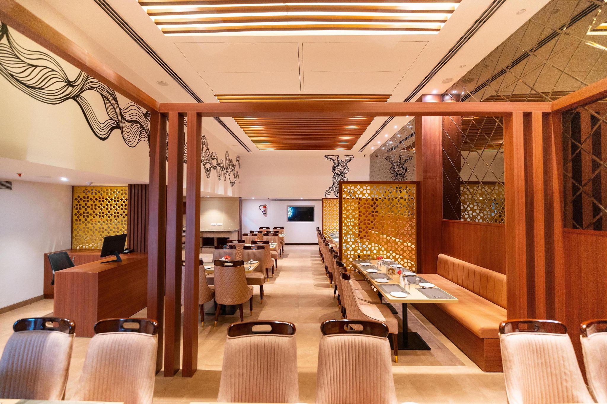 Food & Dining