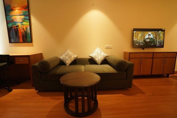 GREEN MOUNTAIN RESORT  Suite Room 16