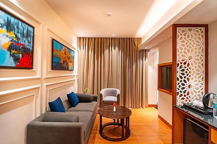 GREEN MOUNTAIN RESORT  Suite Room 18