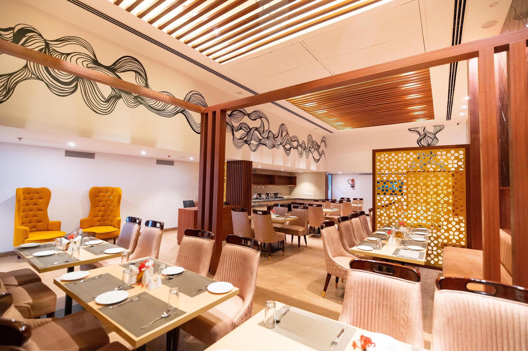 Food & Dining